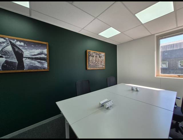 23M² OFFICE TO LET IN ROSEBANK